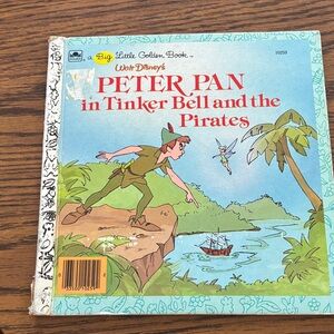 Walt Disney's Peter Pan in Tinker Bell and the Pirates - Little Golden Book
